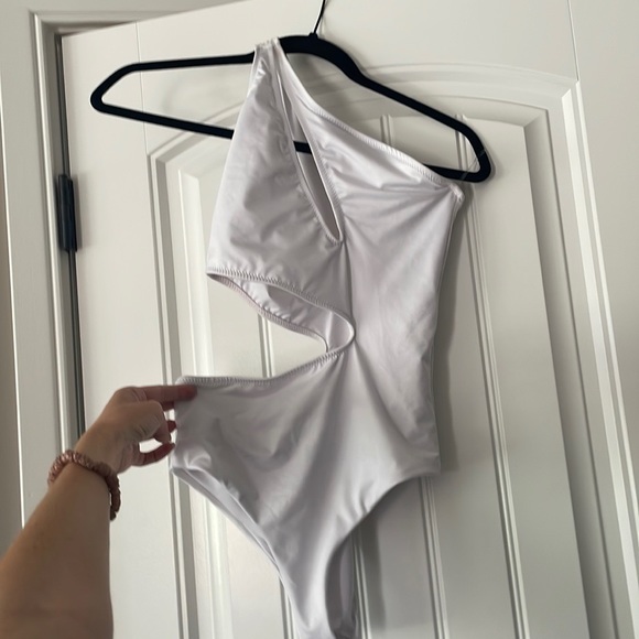 Boamar Etro One Piece Bikini - Picture 9 of 10